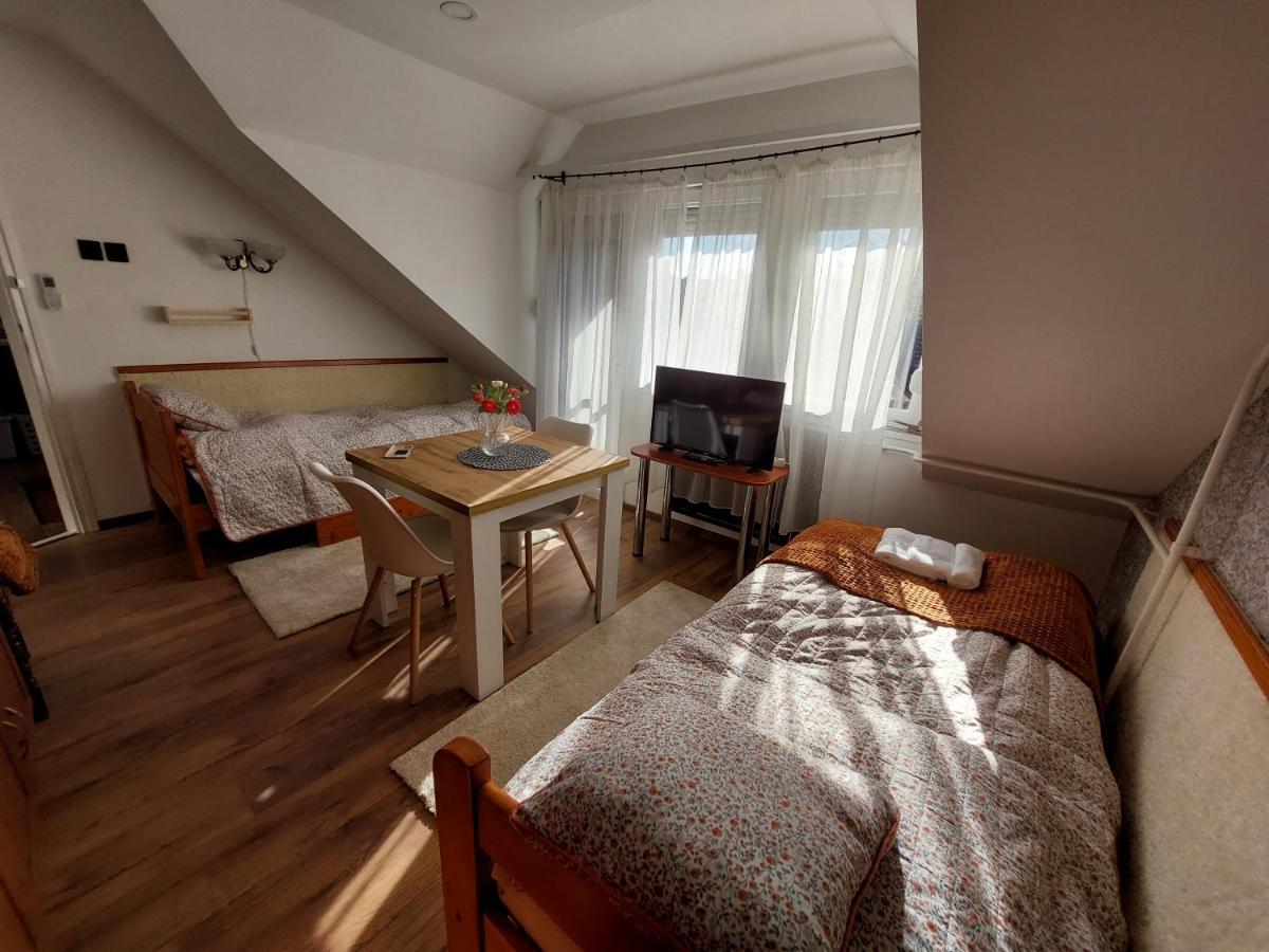Summer House Apartman Debreţin Exterior foto